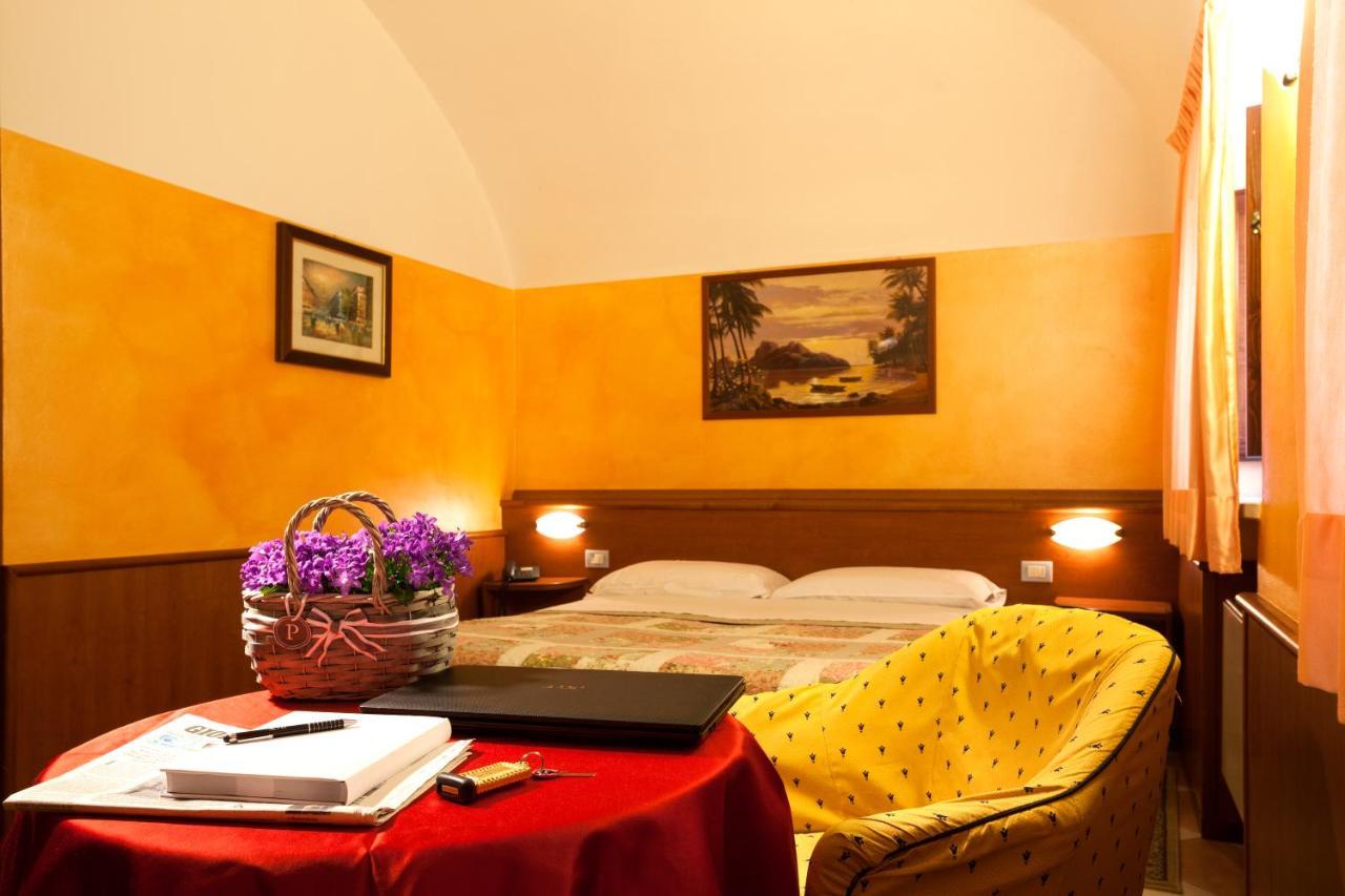 Hotel Antica Fonte Brescia Exteriör bild
